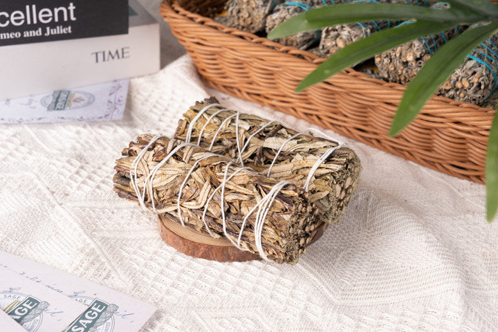 Natural North American Cedar Smudge Stick | California Cedar Incense Stick | Prayer & Meditation White Sage