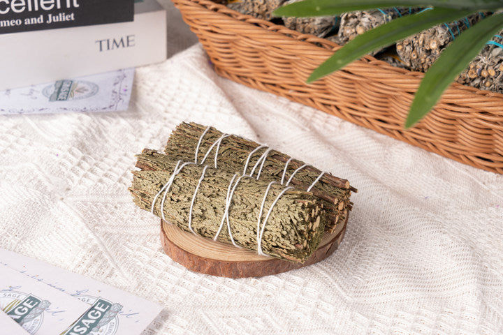 Natural North American Cedar Smudge Stick | California Cedar Incense Stick | Prayer & Meditation White Sage