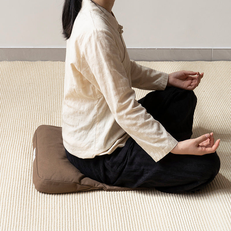 Retro Buckwheat Meditation Cushion - Ergonomic Tailbone Support Pillow for Yoga, Zen Sitting